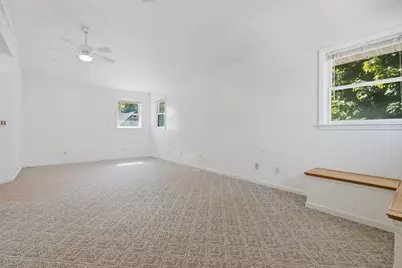 516 Curtis Street NE, Grand Rapids, MI 49505 - Photo 10