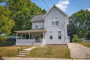 910 Pleasant St, Belding, MI 48809 - Photo 34