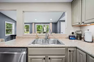 985 Greenfield Ave, Saint Joseph, MI 49085 - Photo 14