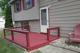 5829 Cheshire St, Portage, MI 49002 - Photo 2