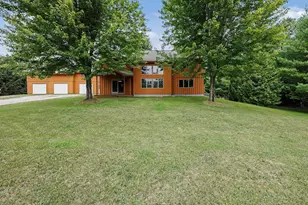 3005 Penneywood Dr, Jackson, MI 49201 - Photo 1