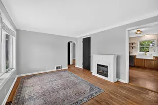111 Melbourne St NE, Grand Rapids, MI 49505 - Photo 4