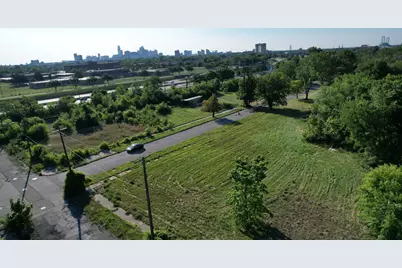 3803 Tillman Street, Detroit, MI 48208 - Photo 4