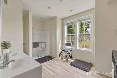 914 S Hilton Park Road, Muskegon, MI 49442 - Photo 18
