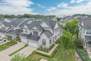 42905 Cardinal Wy, Novi, MI 48375 - Photo 2