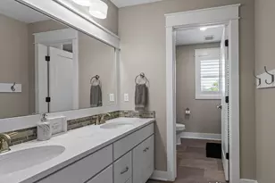 4139 Old Hawk Ct NE, Grand Rapids, MI 49525 - Photo 46