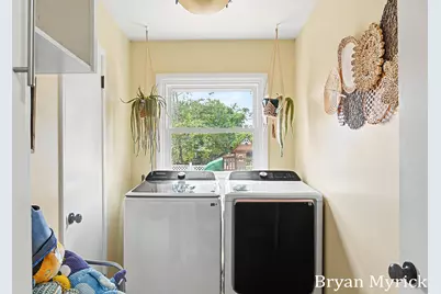 182 E 25th Street, Holland, MI 49423 - Photo 12