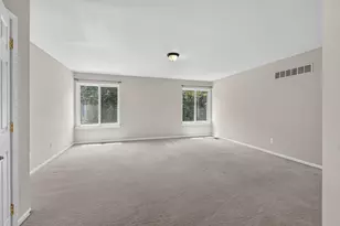 392 Sedgewood Ln, Ann Arbor, MI 48103 - Photo 26