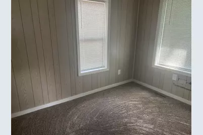 307 N Walnut Street, Bangor, MI 49013 - Photo 4