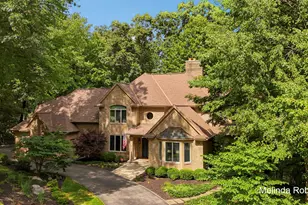 1579 Winterwood Dr NE, Grand Rapids, MI 49525 - Photo 2