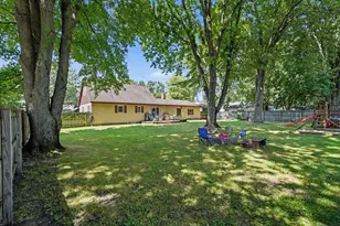 96 West St, Coopersville, MI 49404 - Photo 4