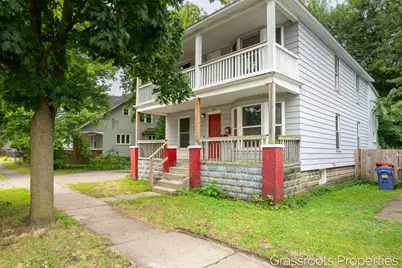 1129 Hamilton Avenue NW, Grand Rapids, MI 49504 - Photo 2