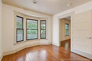 1129 Hamilton Ave NW, Grand Rapids, MI 49504 - Photo 12