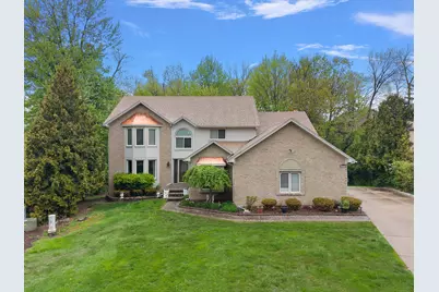 30521 Knighton Drive, Farmington, MI 48331 - Photo 2