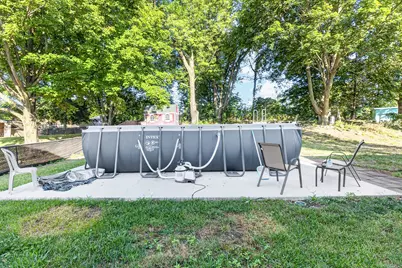 145 Lincolnwood Drive, Battle Creek, MI 49015 - Photo 38