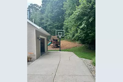 7355 Terrie Lynn Drive NE, Belmont, MI 49306 - Photo 8