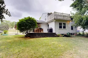 2046 Acton Rd NW, Grand Rapids, MI 49504 - Photo 2