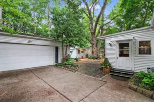 2727 Hampshire Rd, Ann Arbor, MI 48104 - Photo 28