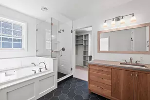 650 W Lincoln St, Birmingham, MI 48009 - Photo 28