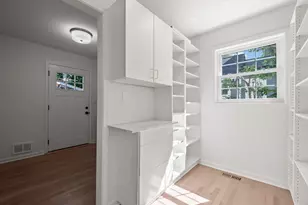 650 W Lincoln St, Birmingham, MI 48009 - Photo 18