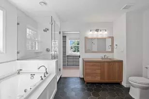 650 W Lincoln St, Birmingham, MI 48009 - Photo 26