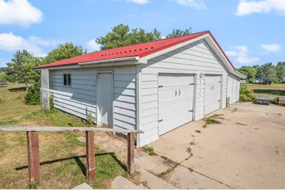 8757 N Clare Avenue, Harrison, MI 48625 - Photo 4