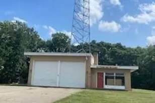 8890 D Dr N, Battle Creek, MI 49014 - Photo 1