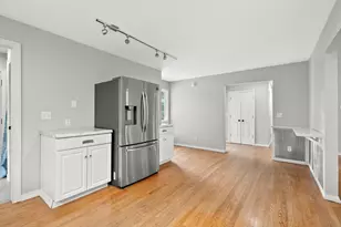 68377 Riverview Dr, South Haven, MI 49090 - Photo 10