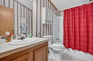 8000 Warren Woods Rd, Three Oaks, MI 49128 - Photo 18