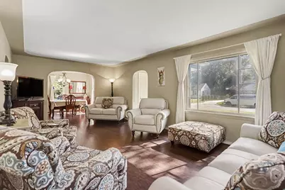 169 24th Street N, Battle Creek, MI 49015 - Photo 4