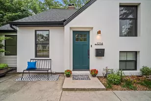 1214 Woodlawn Ave, Grand Haven, MI 49417 - Photo 8