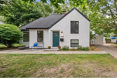 1214 Woodlawn Avenue, Grand Haven, MI 49417 - Photo 1
