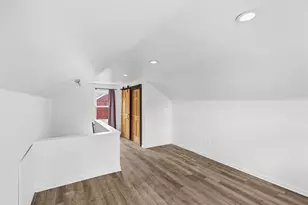 21211 Newcastle Rd, Harper Woods, MI 48225 - Photo 22