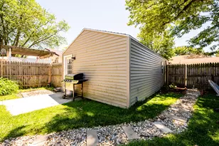 710 Petrie Ave, Saint Joseph, MI 49085 - Photo 20