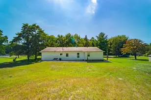 2217 54th St, Fennville, MI 49408 - Photo 22