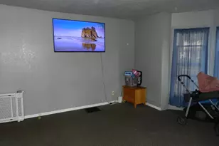 115 W Cass St, Bangor, MI 49013 - Photo 6