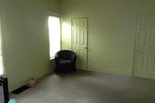 115 W Cass St, Bangor, MI 49013 - Photo 10