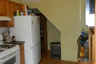 115 W Cass St, Bangor, MI 49013 - Photo 8