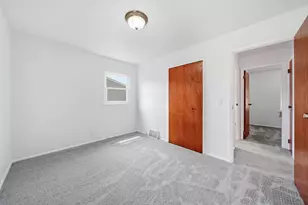 5574 Dogwood Dr, Jackson, MI 49201 - Photo 20