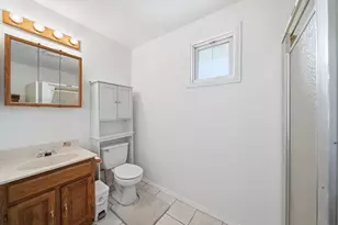 5574 Dogwood Dr, Jackson, MI 49201 - Photo 16