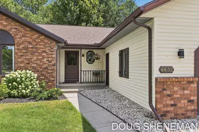 6632 City View Drive, Hudsonville, MI 49426 - Photo 4