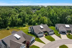 570 Riverbank Cir, Zeeland, MI 49464 - Photo 70