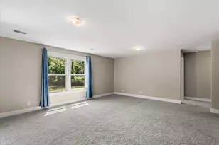 570 Riverbank Cir, Zeeland, MI 49464 - Photo 58
