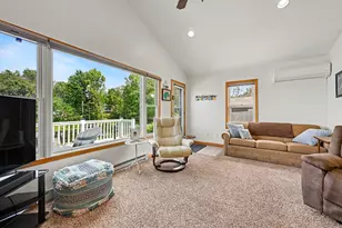731 Beechwood Dr, Delton, MI 49046 - Photo 4