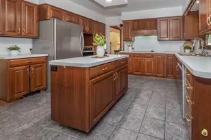 1021 Hol Hi Dr, Kalamazoo, MI 49008 - Photo 10