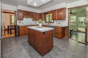 1021 Hol Hi Dr, Kalamazoo, MI 49008 - Photo 12