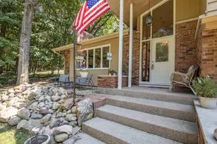 1021 Hol Hi Dr, Kalamazoo, MI 49008 - Photo 4