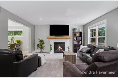 440 Nordberg Avenue NW, Grand Rapids, MI 49504 - Photo 6