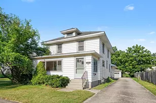 418 Elm St, Three Rivers, MI 49093 - Photo 2