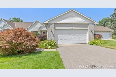 59 Pond Ridge Drive NE #20, Grand Rapids, MI 49546 - Photo 2